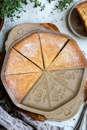 Handcrafted Stoneware Shortbread Pan, Thistle Design