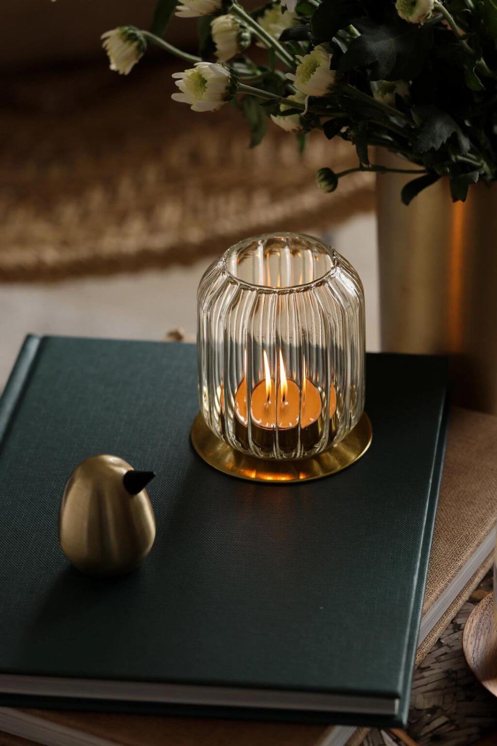 fleck-aura-glass-tealight-lantern-3.jpg