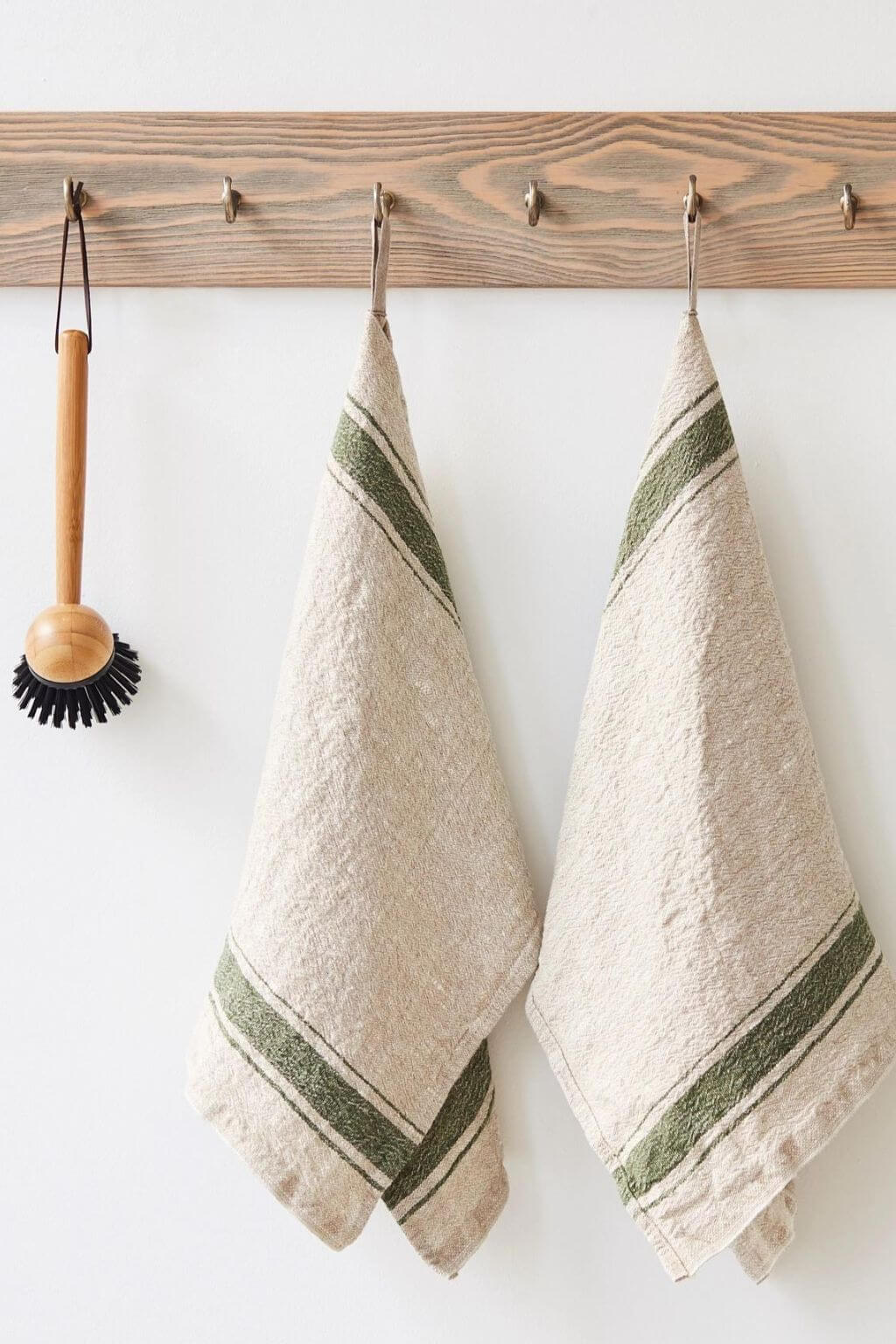 linentales-green-stripe-linen-towel-1.jpg