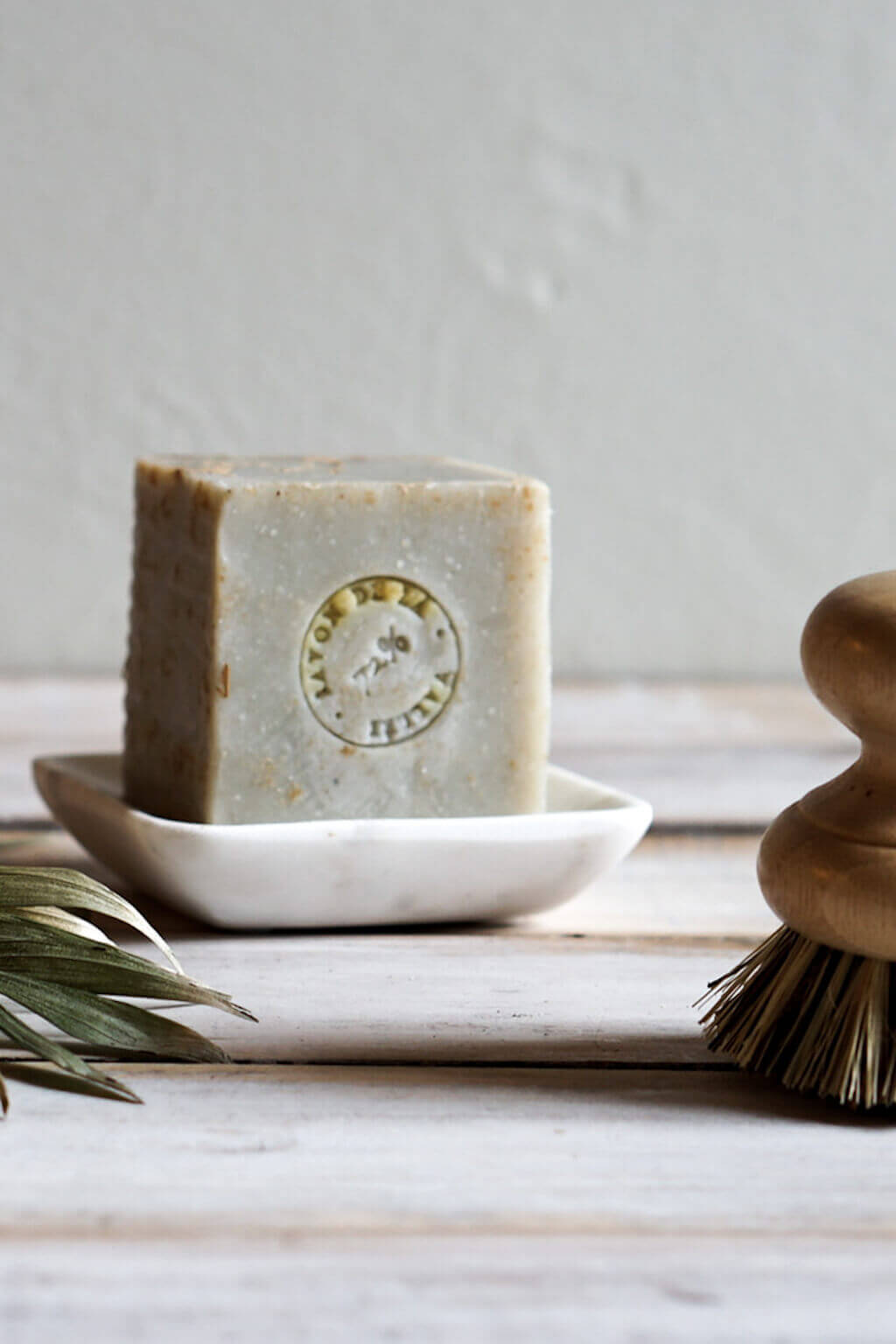 Belle de Provence Square Marble Soap Dish