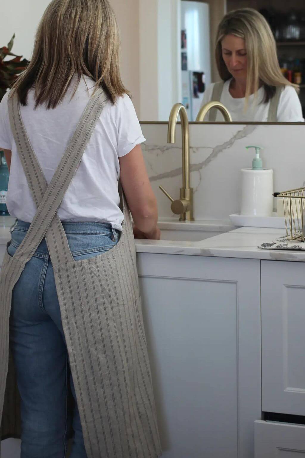 raine_humble-provincial-stripe-pinafore-apron-5.jpg