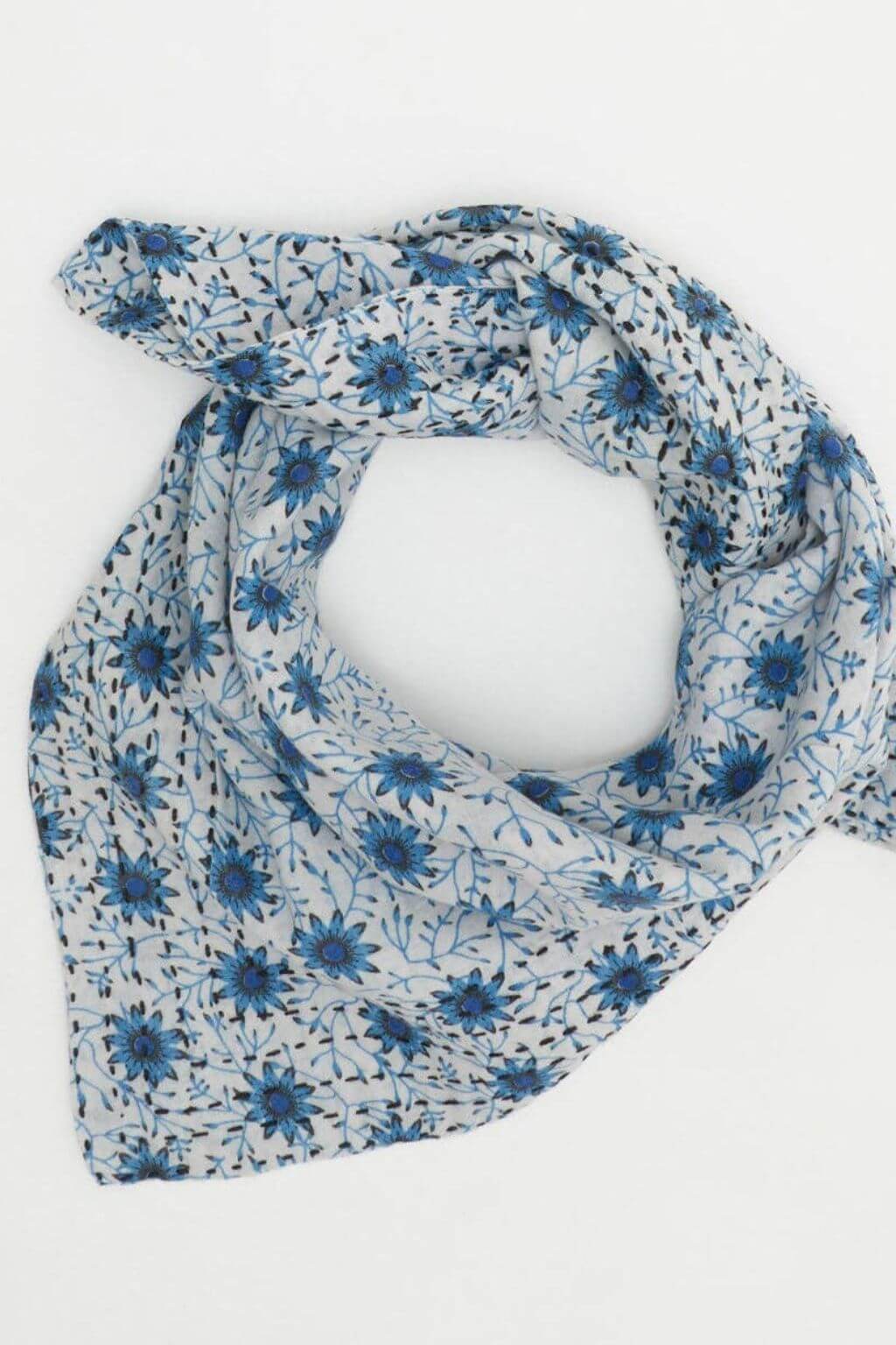 anchal-kantha-bandana-250428-1.jpg