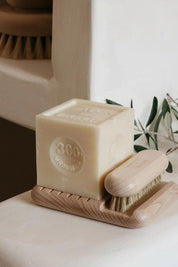 French Heritage Gift Set | Marseille Soap, Beech Wood Nail Brush + Soap Dish