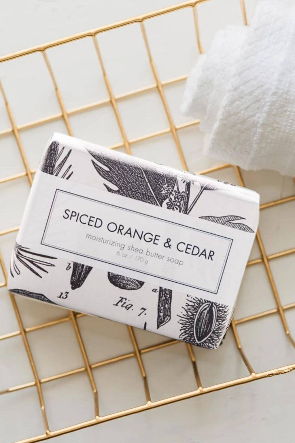 formulary-55-spiced-orange-cedar-shea-butter-bath-bar-3.jpg