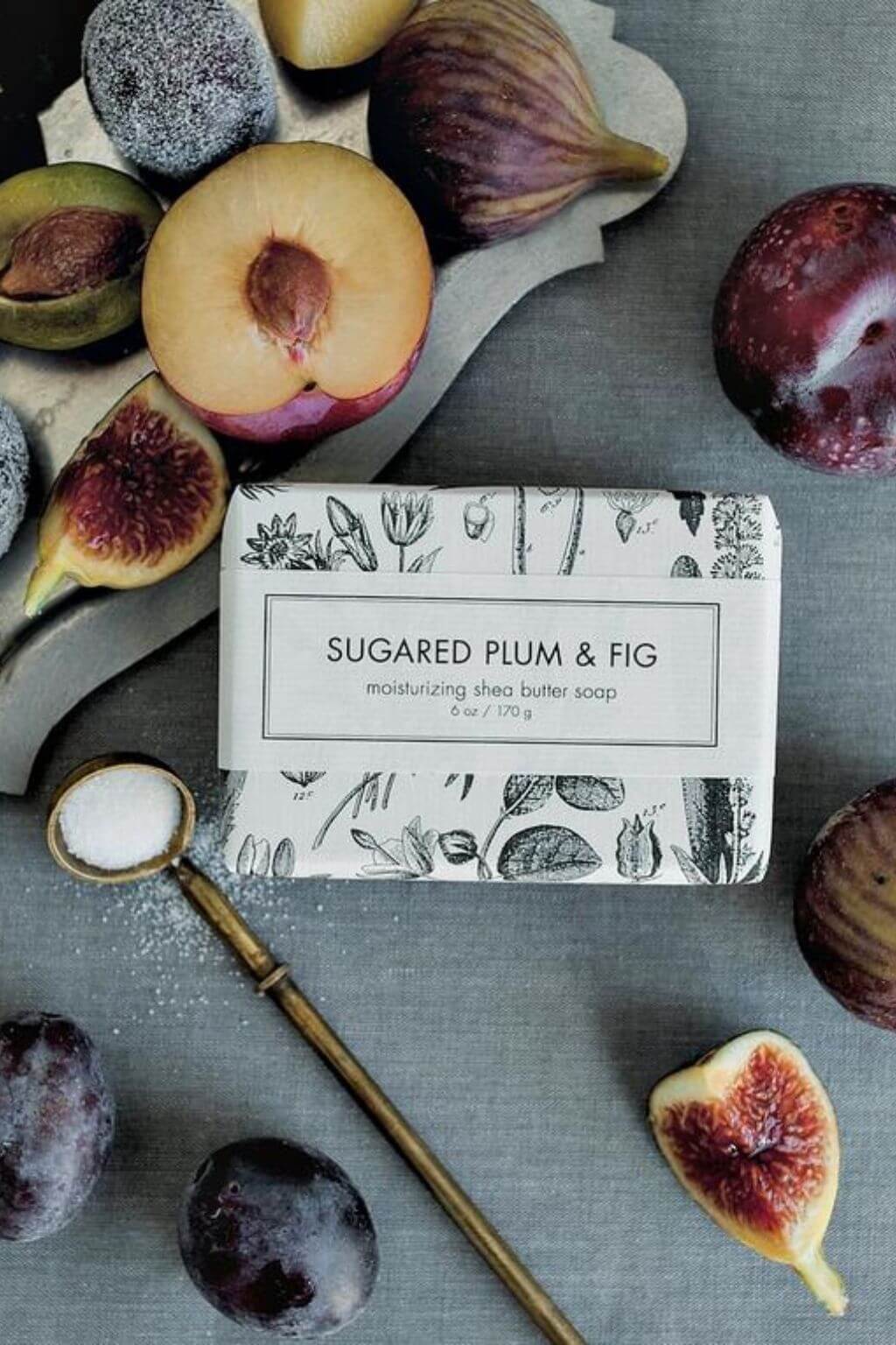 formulary-55-sugared-plum-fig-shea-butter-bath-bar-1.jpg