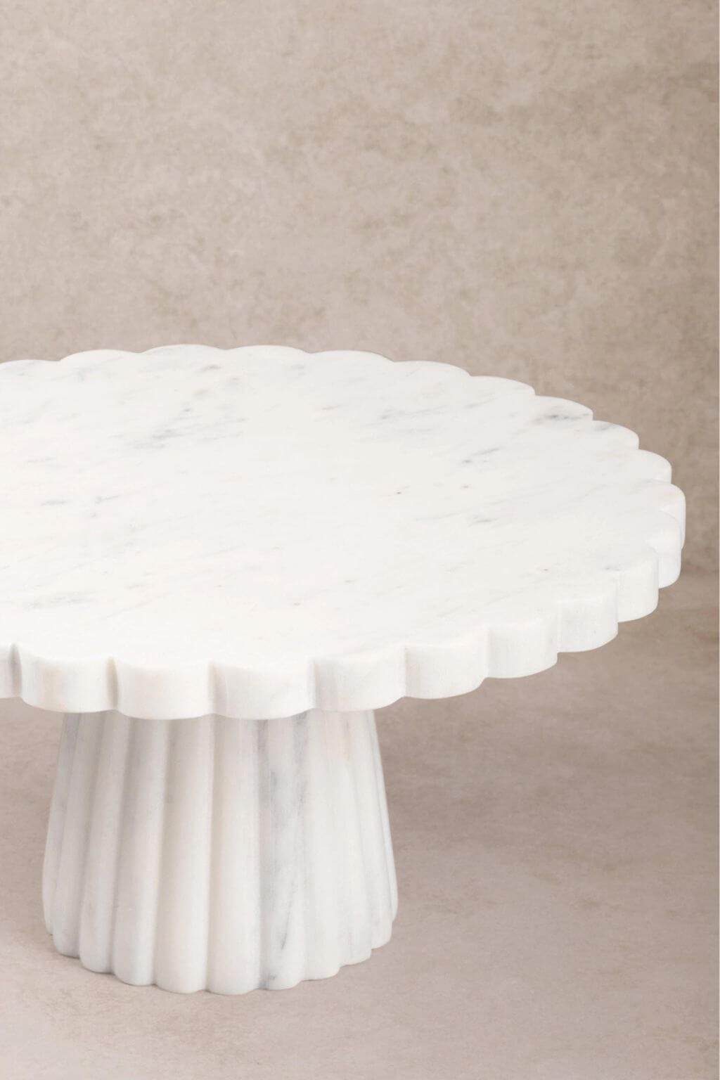 gauri-kohli-scalloped-marble-cake-stand-8.jpg