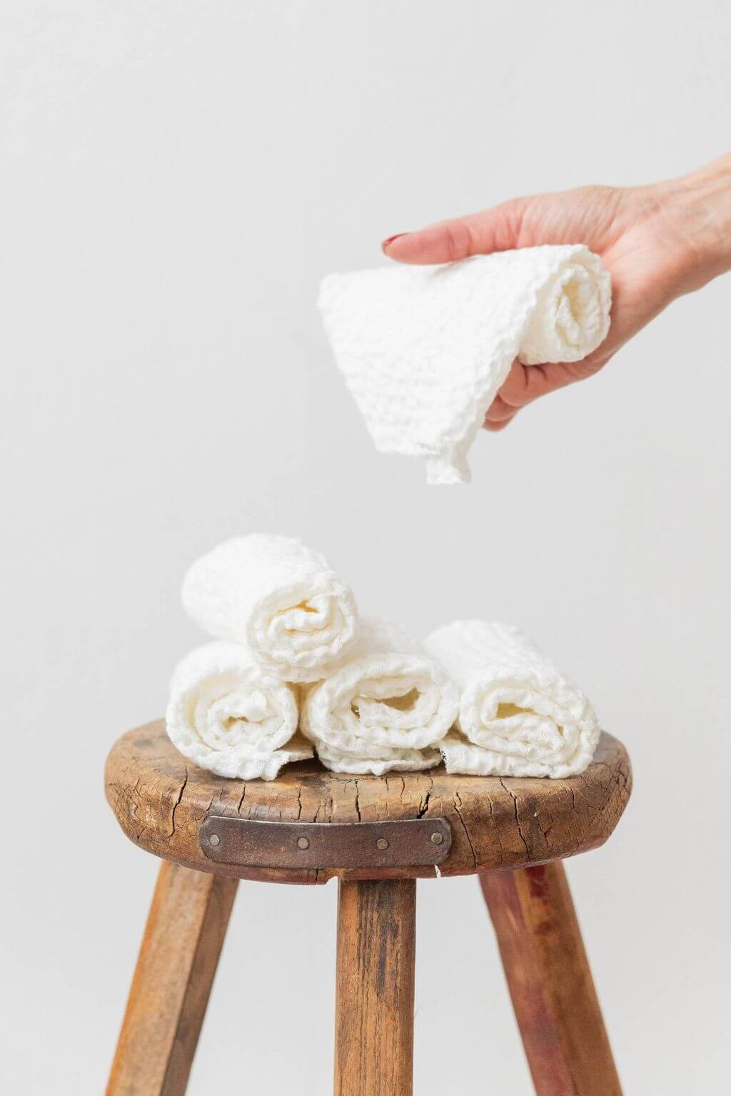 magiclinen-vanilla-waffle-face-cloths-1.jpg