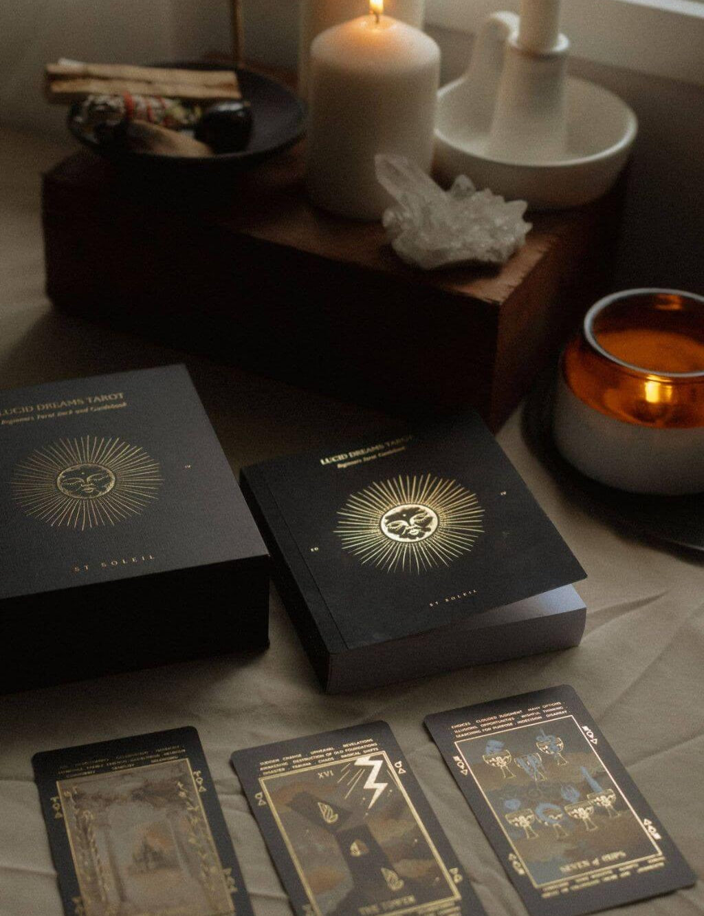 st-soleil-lucid-dreams-beginners-tarot-deck-black-7.jpg