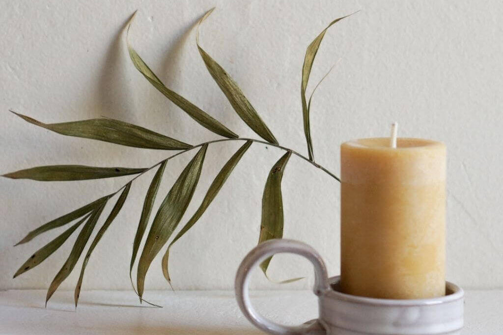 Heritage Candleholder with Handle Gravesco Pottery