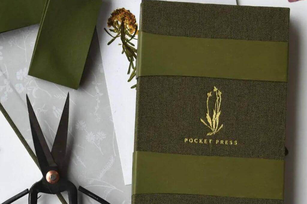June + December Pocket Flower Press: Green Linen Cover, Cultiverre