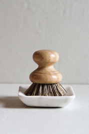 Sustainable Bamboo + Natural Fiber Pot Brush