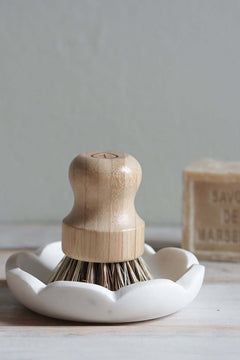 Belle de Provence Scalloped Marble Soap Dish